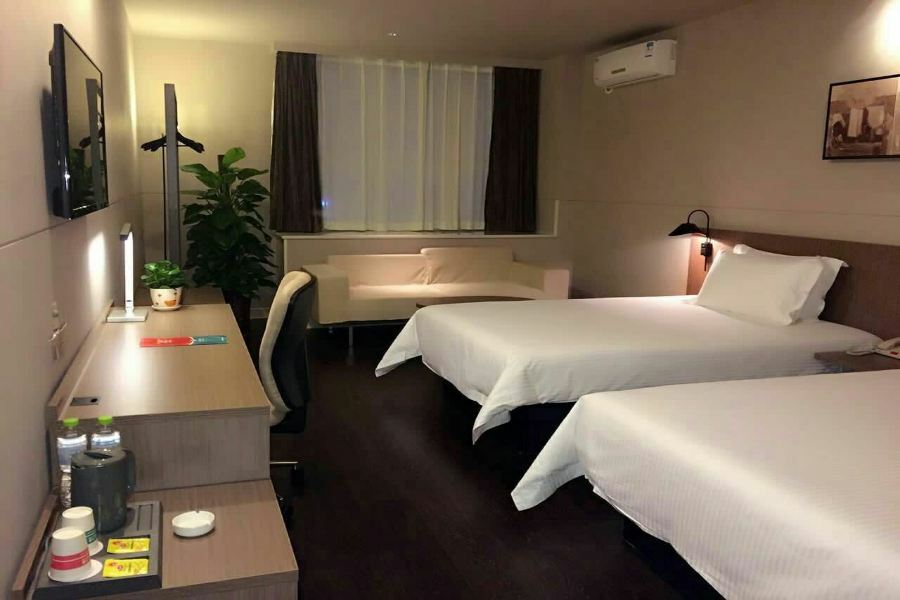 Jinjiang Inn Select Xiangyang Diamond Avenue South Checheng Road Екстериор снимка